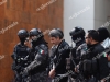 Dámaso López es resguardado por militares y elementos de la PGR.