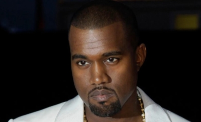 Kanye West enfrenta críticas renovadas por su decisión de incluir referencias a Taylor Swift en su música.