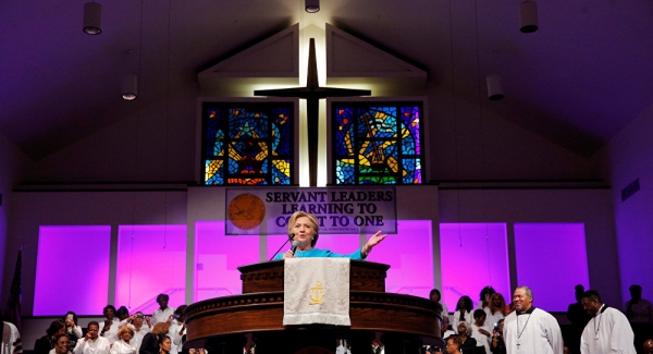 Un boletín católico dice que irás al infierno si votas a la demócrata Clinton