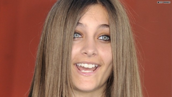 Hija de Michael Jackson acepta ser AA