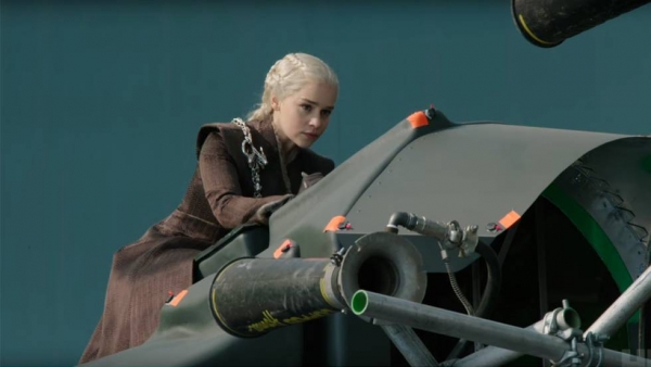Emilia Clarke, alias Daenerys Targaryen, durante el rodaje de &#039;Botín de guerra&#039;