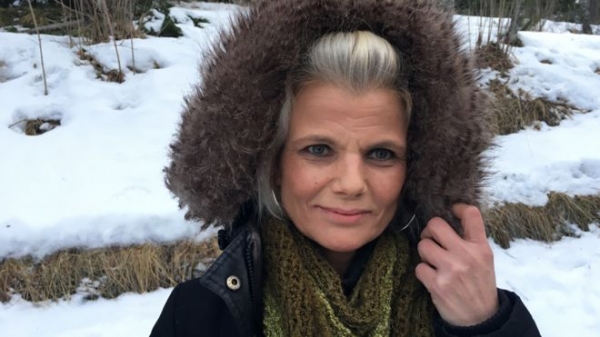 Nina Iversen fue una víctima de abuso. Trató de hablar durante años, pero nadie la escuchó. Hasta ahora.