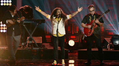 La agrupación Café Tacuba durante una presentación en los Premios ALMA, en Pasadena, California, en 2014.