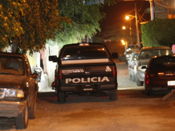 Fue encontrado sobre una brecha de la calle La Piedrera, en la colonia Mesa Colorada