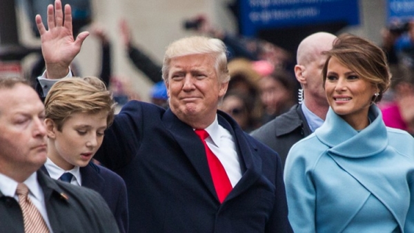 Donald Trump, junto a su familia, el día de su investidura como presidente