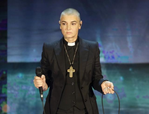 Sinead O&#039;Connor implora ayuda, dice que vive en un motel