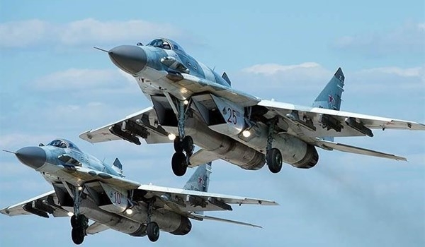 Aviones de combate rusos y sirios bombardean un convoy militar turco que iba en dirección a Khan Sheihoun, en Siria