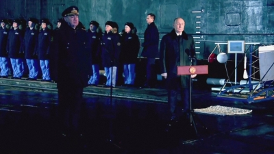 Putin da luz verde a la botadura de un submarino nuclear único