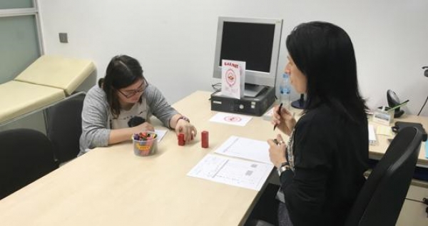 Isabel, una de las niñas con síndrome de Down que participó en el primer ensayo con epigalocatequina galato